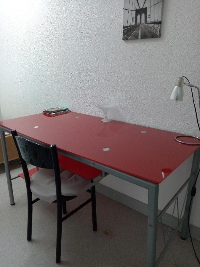 Appartement A 2 Minutes Du Centre Ville Avec Climatisation Perigueux Exterior photo